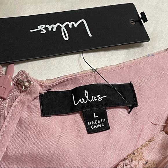 Lulus Gentle Charm Mauve Floral Print Pleated Tiered Midi Dress - Picture 11 of 16